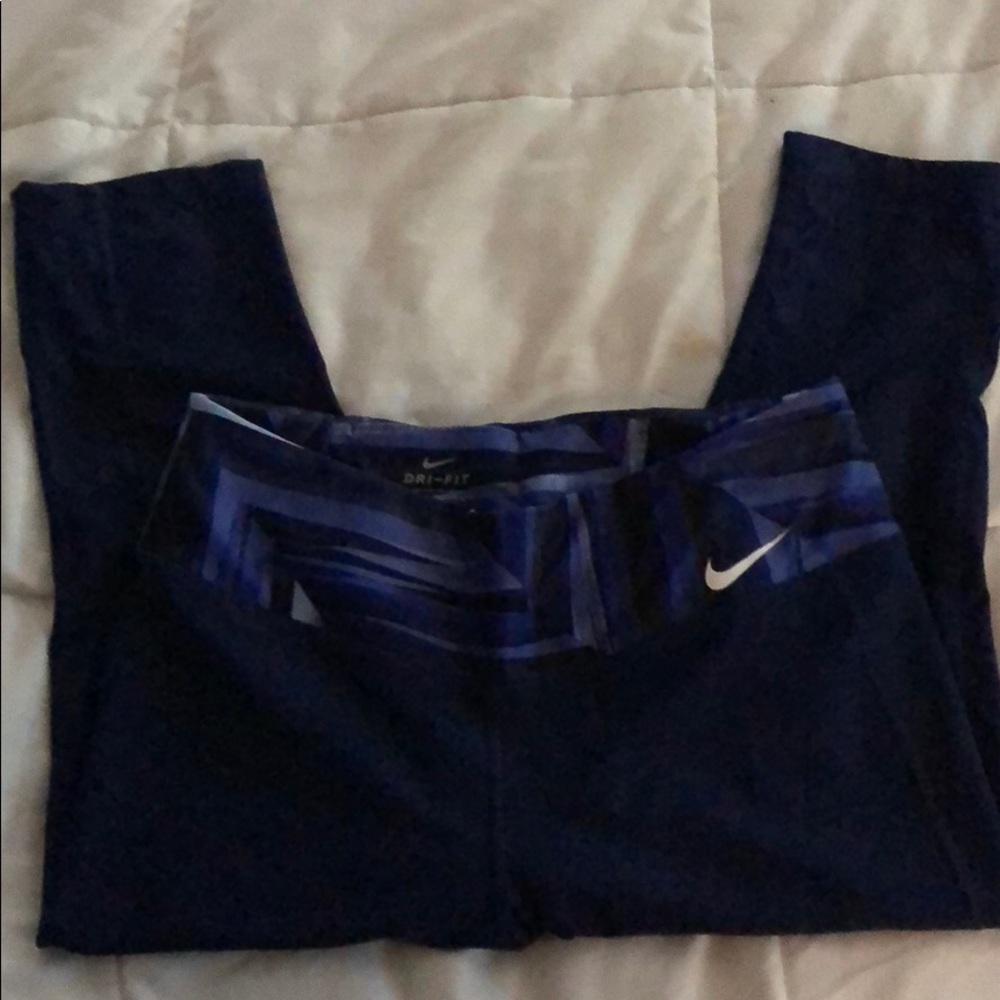 Navy blue nike workout leggings